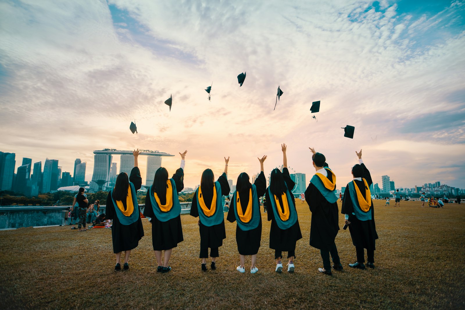 加拿大学历文凭在中国的含金量与认证全攻略(2026):从教育部留服认证到回国求职实操
